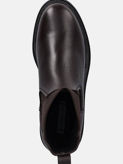 Tommy Hilfiger sztyblety skórzane PLAQUE PEBBLE CHELSEA damskie kolor brązowy na płaskim obcasie FW0FW08771