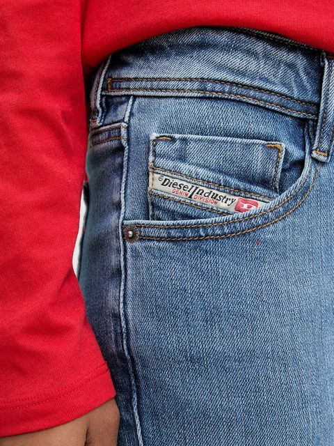 Diesel jeansy 1969 D-EBBEY L.32