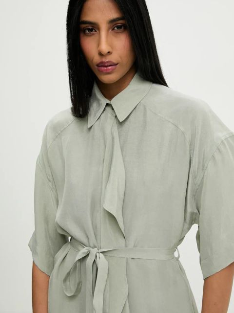 Answear.LAB sukienka kolor zielony midi rozkloszowana