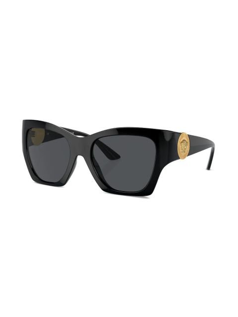 Versace Eyewear logo-plaque cat-eye frame sunglasses - Black - zdjęcie produktu nr 2
