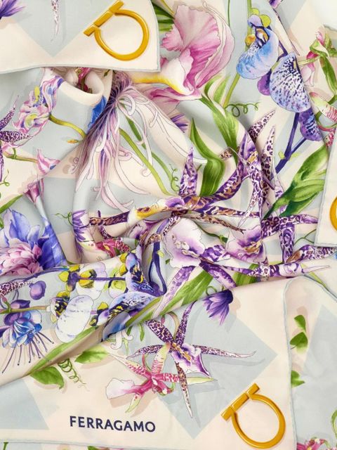 Ferragamo Gaia-print silk scarf - Blue