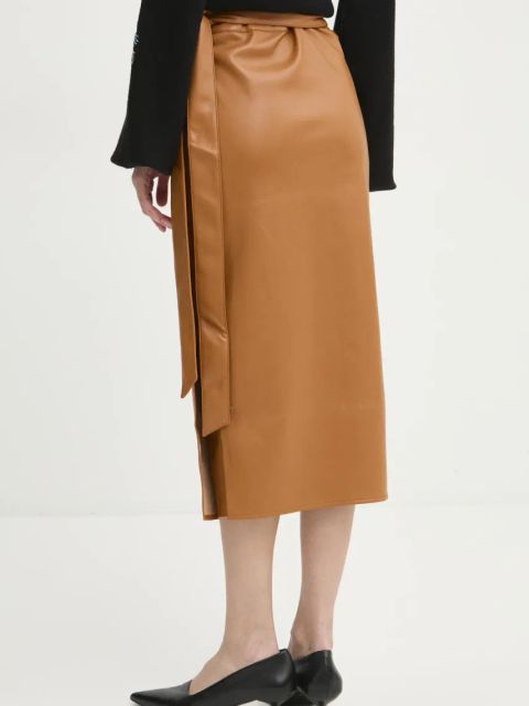 Never Fully Dressed spódnica Vegan Leather Jaspre Skirt kolor brązowy midi ołówkowa NFDSK473