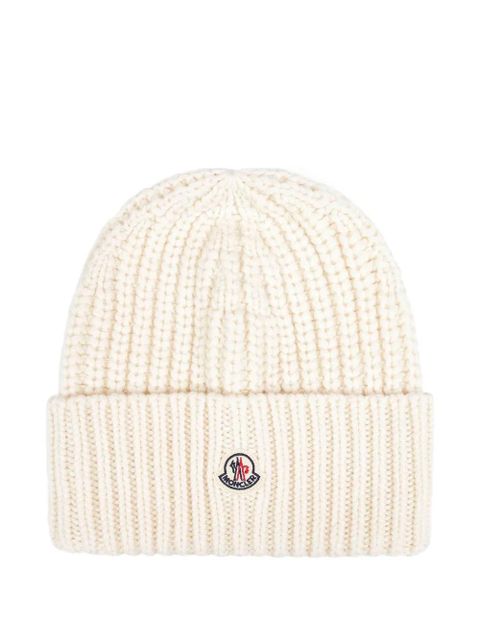 Moncler ribbed logo-patch beanie - White - zdjęcie produktu nr 1