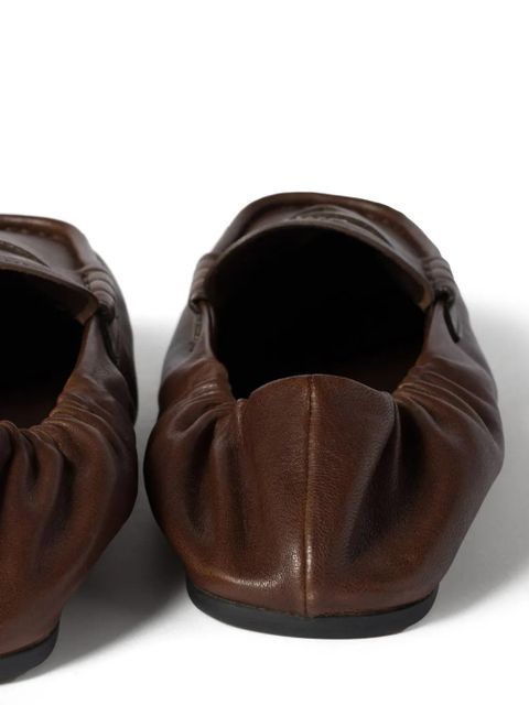 Miu Miu embossed-logo loafers - Brown