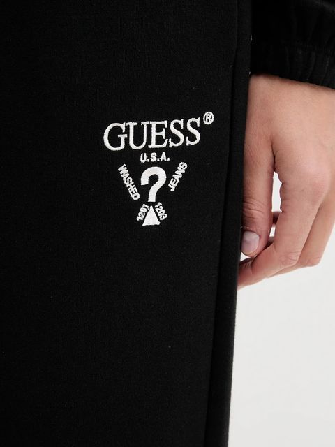 Guess spodnie dresowe ROBERTA kolor czarny z aplikacją V5RB12 KC3D2