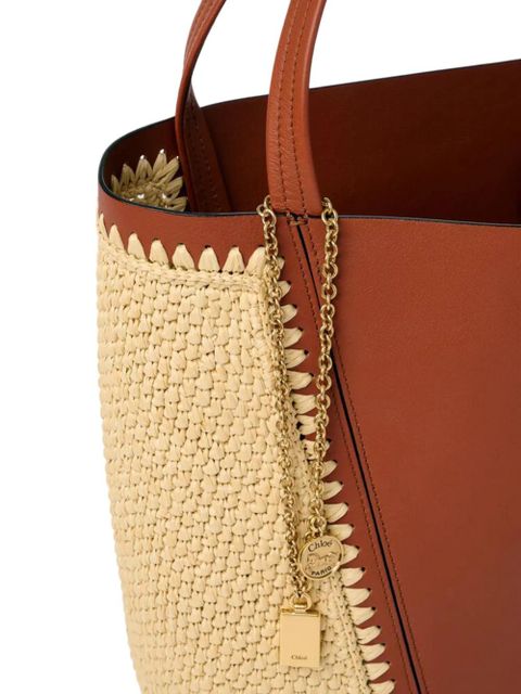 Chloé logo-detail charm-detail tote bag - Brown
