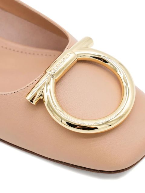 Ferragamo New Vara Gancini pumps - Neutrals