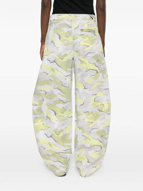 PINKO camouflage-print pleated trousers - Yellow