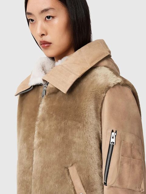 AllSaints kurtka zamszowa kolor beżowy przejściowa W062LD