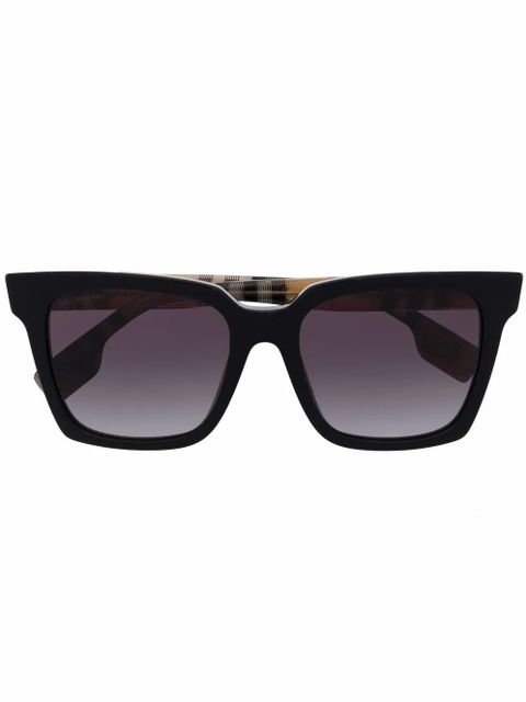 Burberry Eyewear square tinted sunglasses - Black