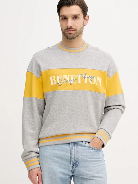 United Colors of Benetton bluza bawełniana x Stranger Things kolor szary z nadrukiem 342ZU10BA