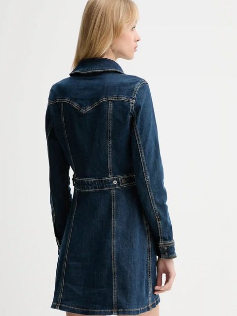 Levi's sukienka jeansowa kolor niebieski mini dopasowana 003S6 - zdjęcie produktu nr 2