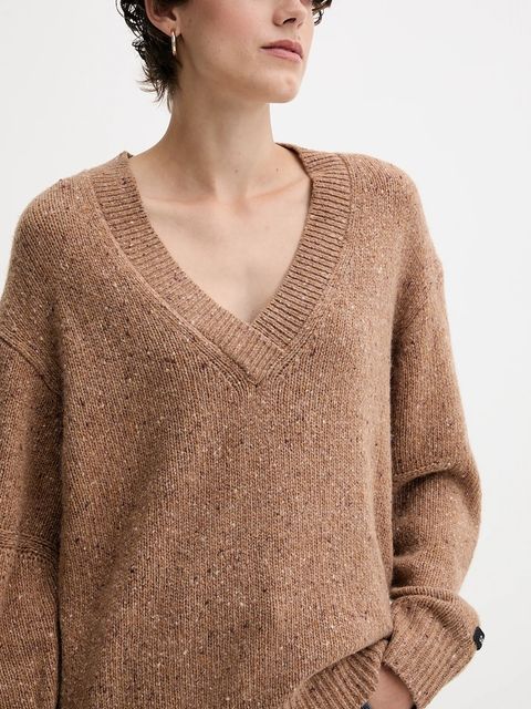 Calvin Klein Jeans sweter damski kolor brązowy lekki LV044D328G - zdjęcie produktu nr 2