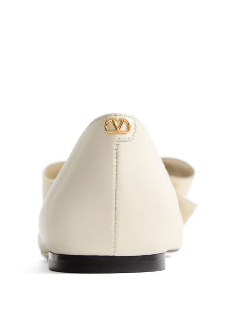 Valentino Garavani Bowow Kidskin ballerina - Neutrals
