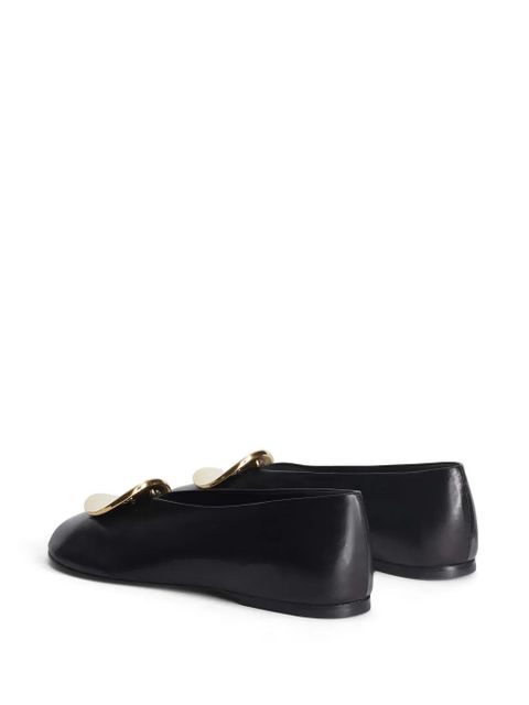 Jil Sander decorative-plaque ballerina shoes - Black