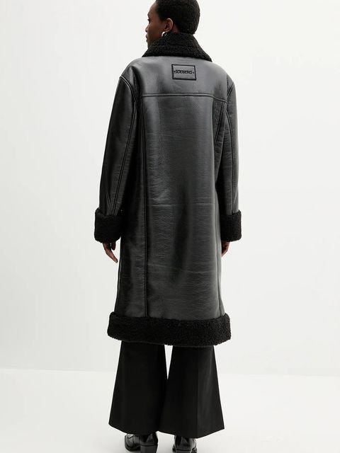 Iceberg płaszcz kolor czarny NZ30 6815