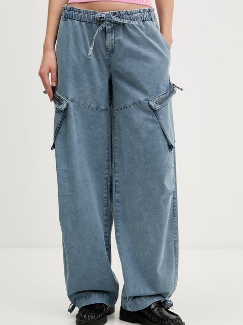 Guess Originals spodnie cargo damskie - zdjęcie produktu nr 1