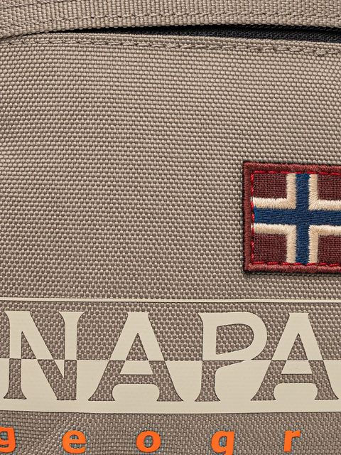 Napapijri nerka Hering kolor zielony NP0A88UWN1T1