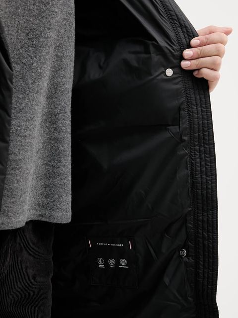 Tommy Hilfiger kurtka puchowa kolor czarny zimowa WW0WW46535