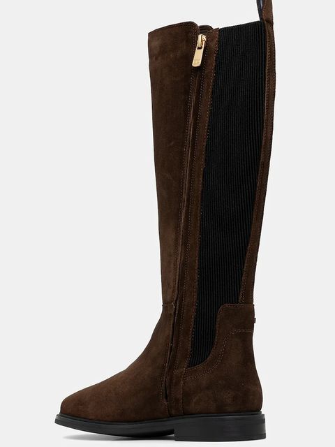 Tommy Hilfiger kozaki zamszowe FLAG SUEDE LONG BOOT damskie kolor brązowy na płaskim obcasie FW0FW08779