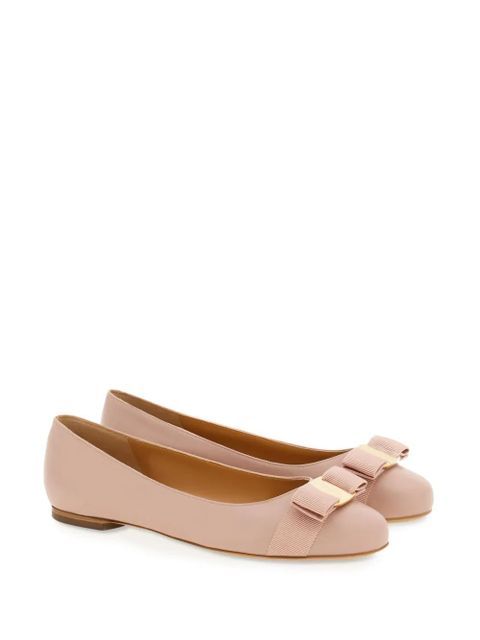 Ferragamo Varina leather ballerina shoes - Pink