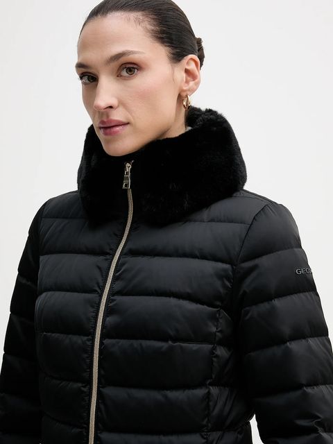 Geox kurtka puchowa BETTANIE kolor czarny zimowa W5626T T3122