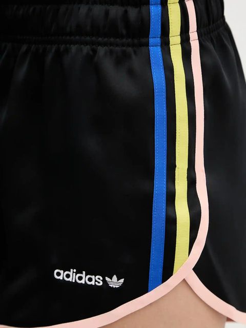adidas Originals szorty Sprinter Shorts damskie kolor czarny z aplikacją high waist JP1815