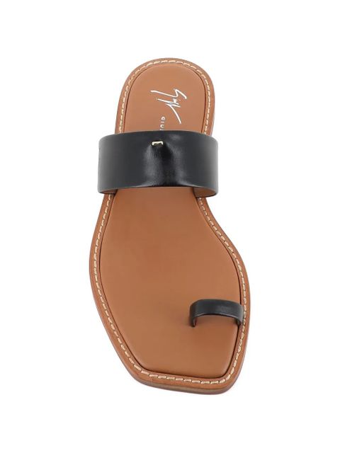 Giuseppe Zanotti toe-strap flat sandals - Black