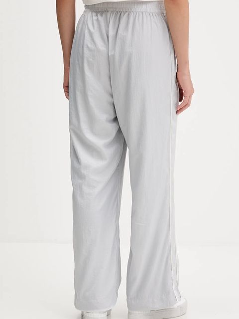 Puma spodnie dresowe PUMA x ROSÉ damskie kolor szary gładkie 633796 - zdjęcie produktu nr 2