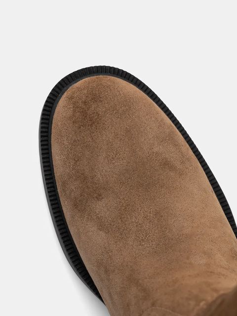 Guess kozaki zamszowe FYONAL2 damskie kolor brązowy na płaskim obcasie FLFYN2 LEA11 - zdjęcie produktu nr 2