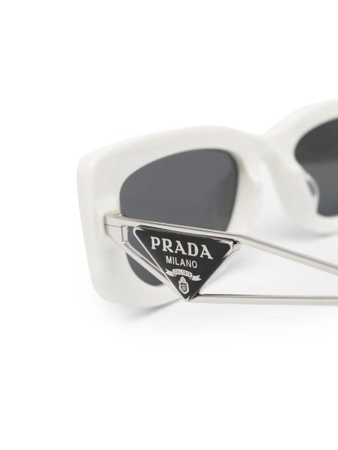 Prada Eyewear logo plaque tinted sunglasses - White