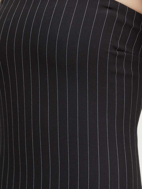 Patrizia Pepe sukienka kolor czarny mini dopasowana 8A1342 A457