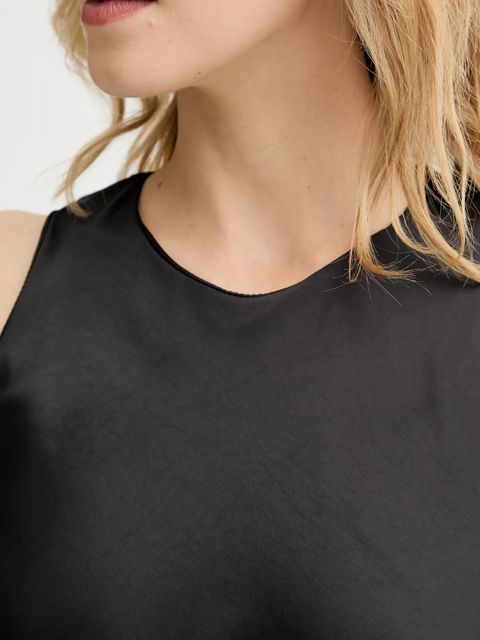 Answear.LAB sukienka kolor czarny maxi rozkloszowana