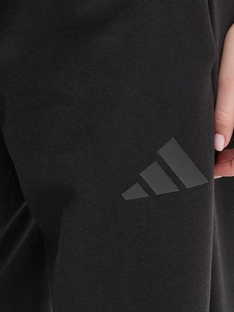 adidas spodnie dresowe Essentials damskie kolor czarny gładkie JD9974