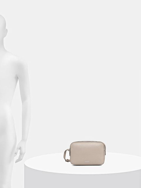 Calvin Klein torebka kolor beżowy LV04F3276G