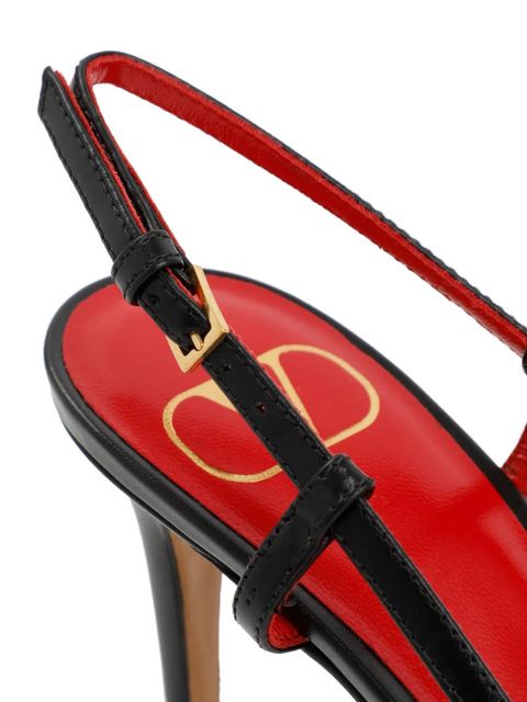 Valentino Garavani V-logo pointed heeled pumps - Black