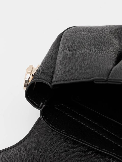 Guess torebka AMORETTE kolor czarny HWBG78 98200