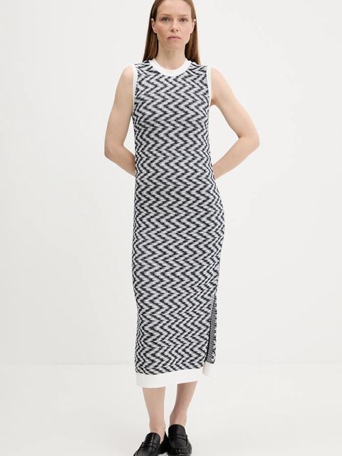 Barbour sukienka bawełniana OLIVIA kolor granatowy midi dopasowana LDR0928 - zdjęcie produktu nr 1