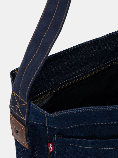 Levi's torba jeansowa kolor granatowy 002GV-0001