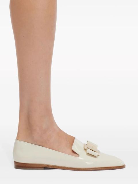 Ferragamo New Vara leather loafers - White