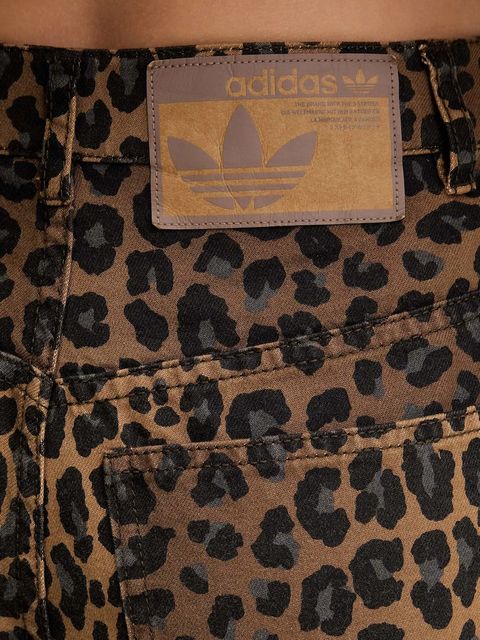 adidas Originals szorty jeansowe damskie kolor brązowy wzorzyste high waist KA2676