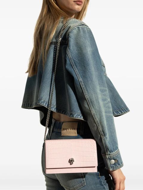 Alexander McQueen small Skull crocodile-embossed shoulder bag - Pink