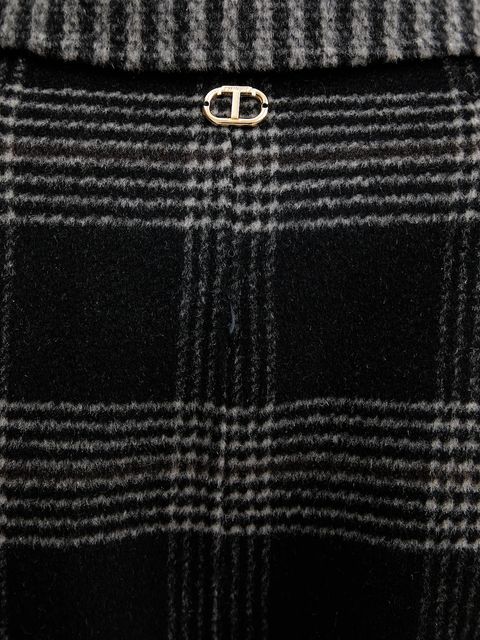 Twinset płaszcz dwustronny z wełną kolor czarny 252TP2080