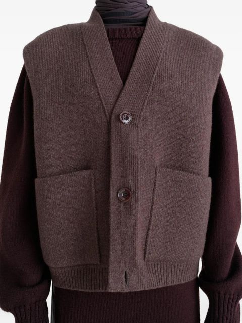 LEMAIRE Maxi patch-pocket sleeveless cardigan - Red