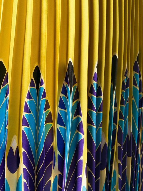 Valentino Garavani feather print pleated midi skirt - Yellow