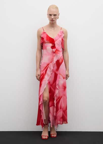 Sukienka z wyciętymi ramionami i falbankami