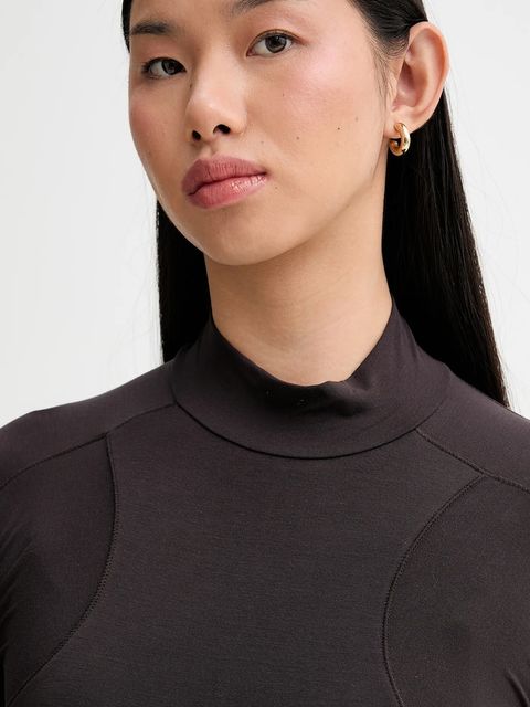 G-Star longsleeve kolor brązowy z półgolfem D27965-E299