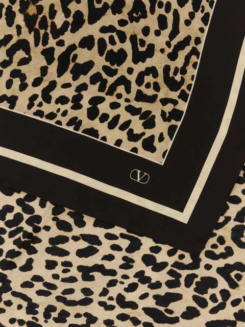 Valentino Garavani leopard-print silk scarf - Brown