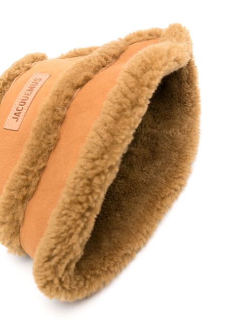 Jacquemus logo-patch shearling bucket hat - Brown - zdjęcie produktu nr 2