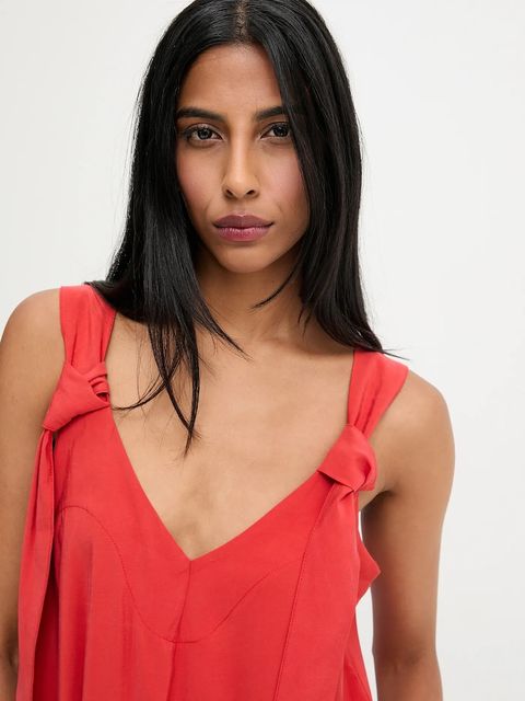 Answear.LAB sukienka kolor czerwony maxi rozkloszowana